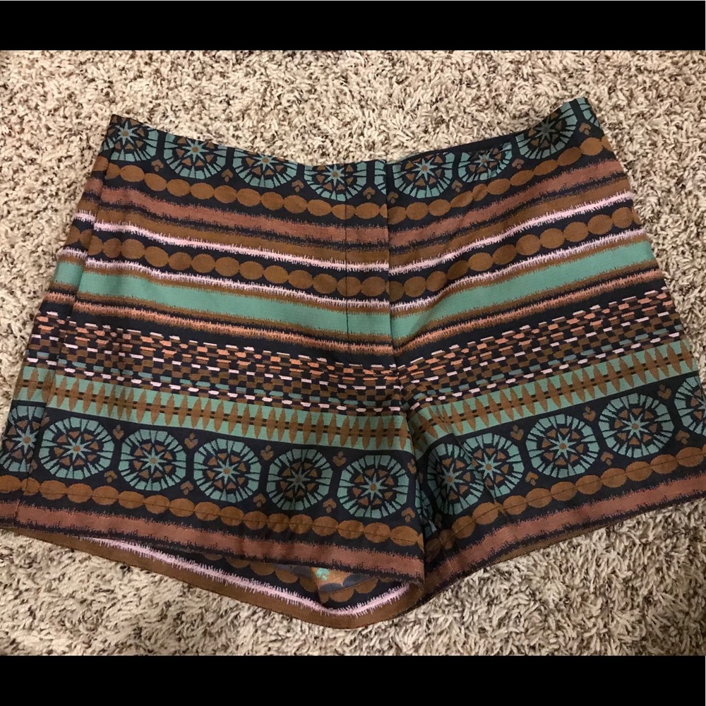 Patterned shorts